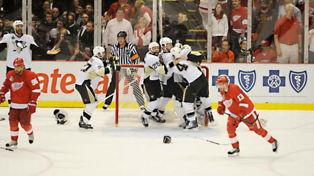 Penguins-Klutho-top.jpg